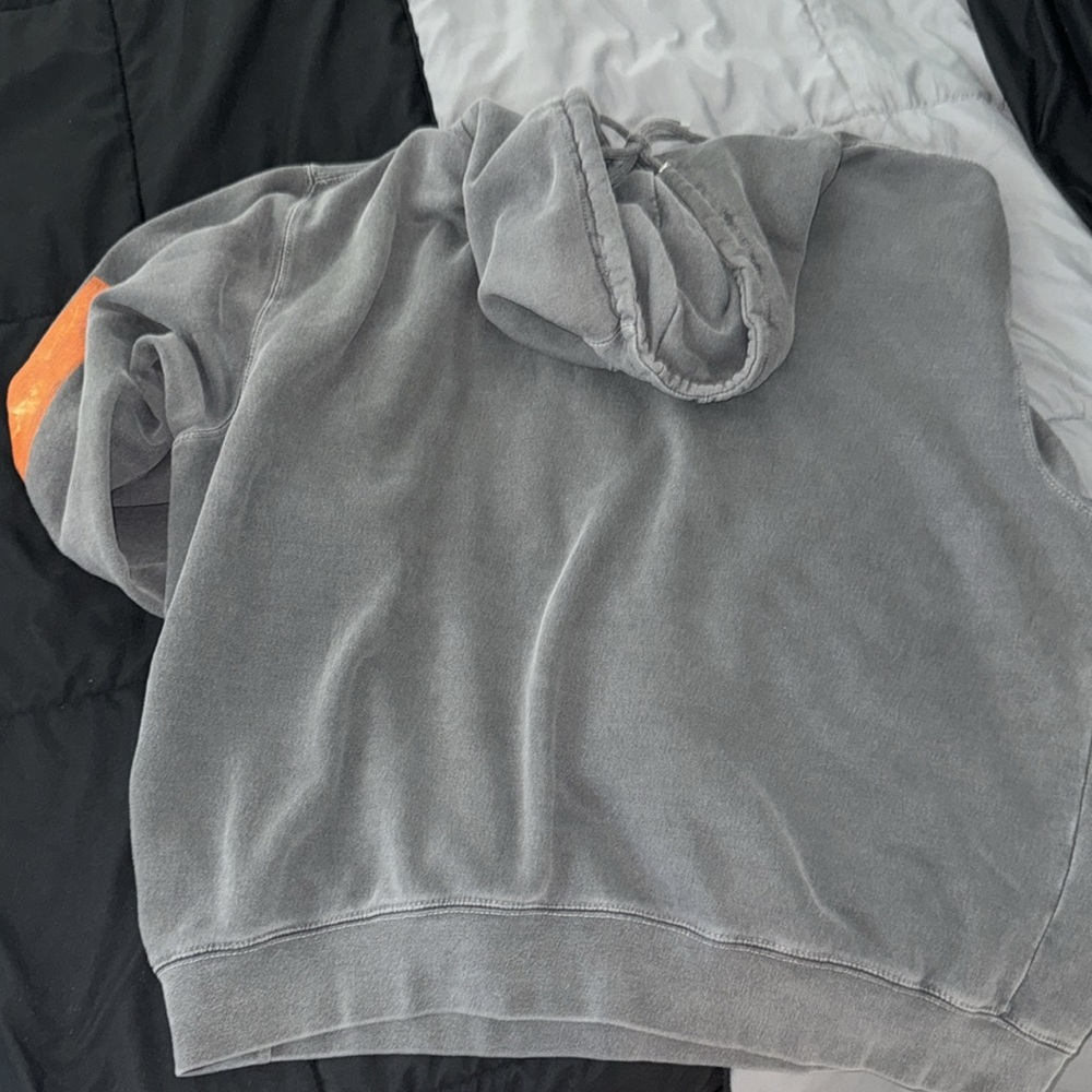 Urban Outfitters Chevrolet Racing Gray Hoodie - Picture 3 of 3